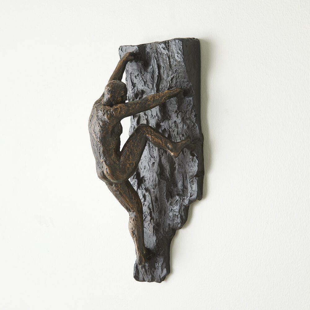 Cliff Hanger-Bronze