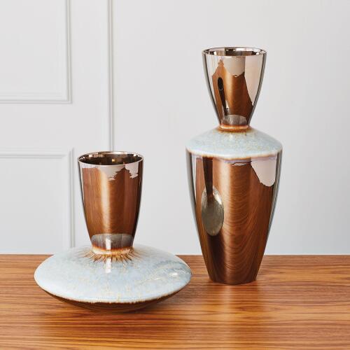 Marta's Vase-Bronze Reactive Blue