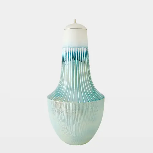 Listrado Flair Urn-Lamb's Ear