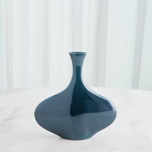 Silhouette Vase-Reactive Blue