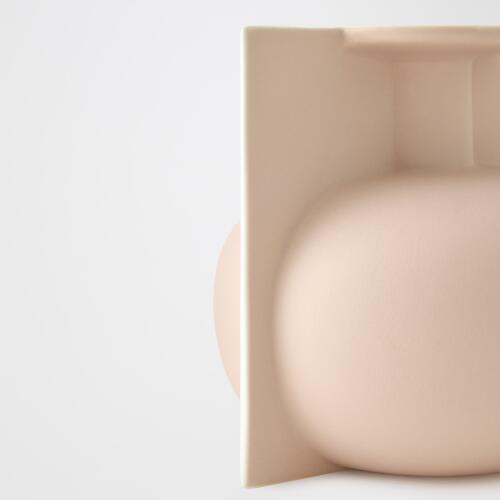 Brim Vase-Petal-Squat