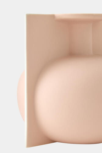 Brim Vase-Petal-Squat