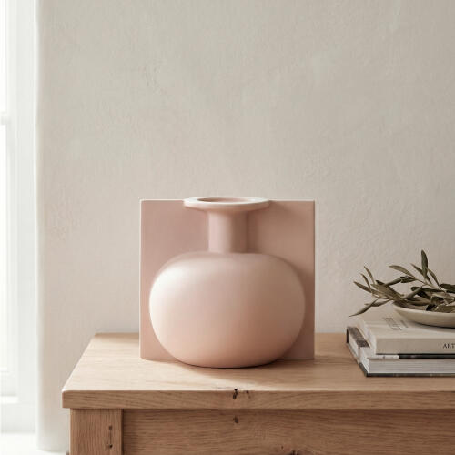 Brim Vase-Petal-Squat