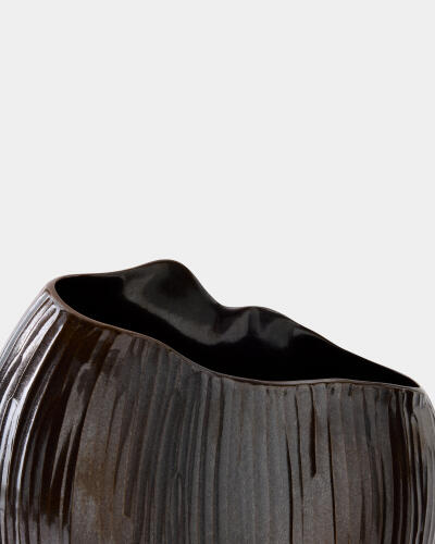 Horn Vase-Dark