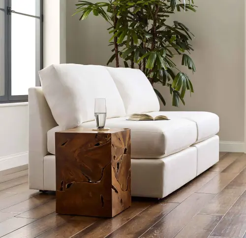 Tremont Pull-Up Table