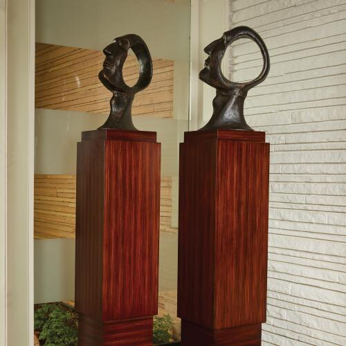 Single Skyscraper Pedestal