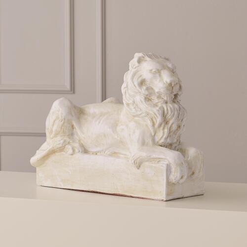 Lion Sculpture