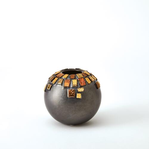 Array Vase-Black Reactive