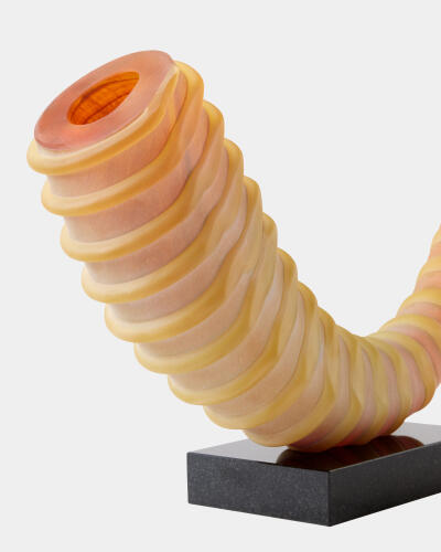 Mounted Horn-Frosted Iris Gelp