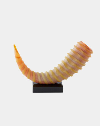 Mounted Horn-Frosted Iris Gelp