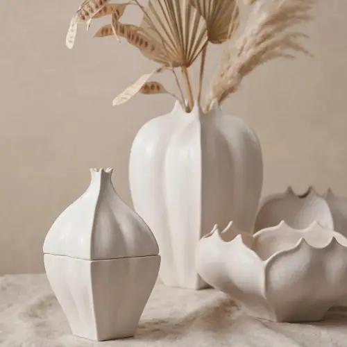 Star Fruit Vase