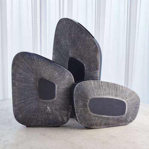 Offset Scratch Vase-Ink