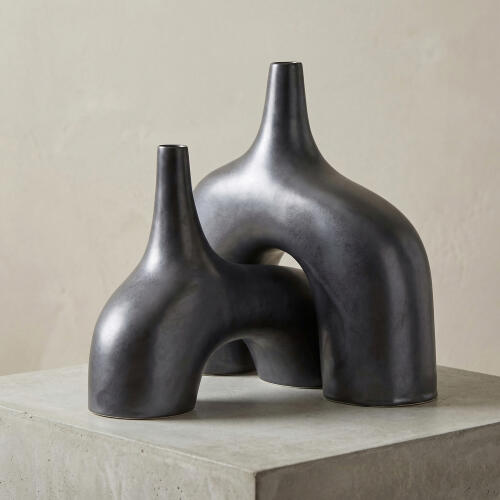 Stretch Vase-Black