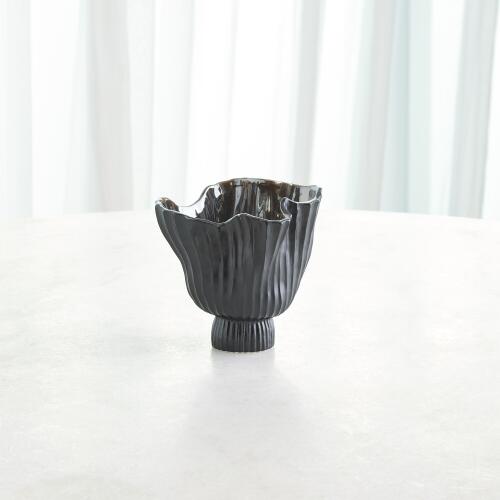 Folha Footed Vase-Black/Metallic