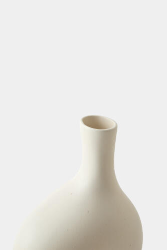 Obey Vase-Ivory-Lg