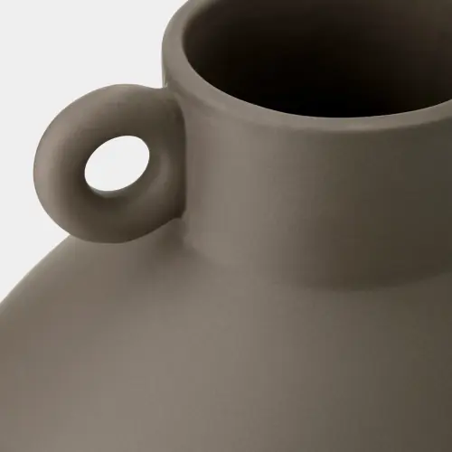 Ruffle Vase-Rings-Clay