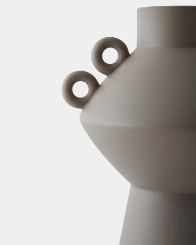 Ruffle Vase-Rings-Clay