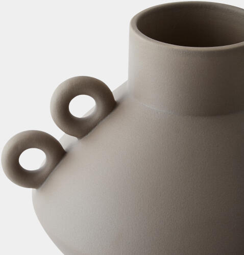 Ruffle Vase-Rings-Clay