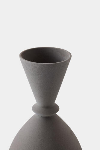 Villa Vase-Graphite-Sm