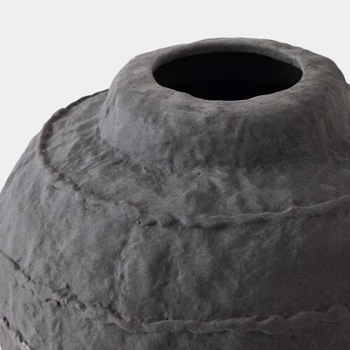 Horizon Vase-Black