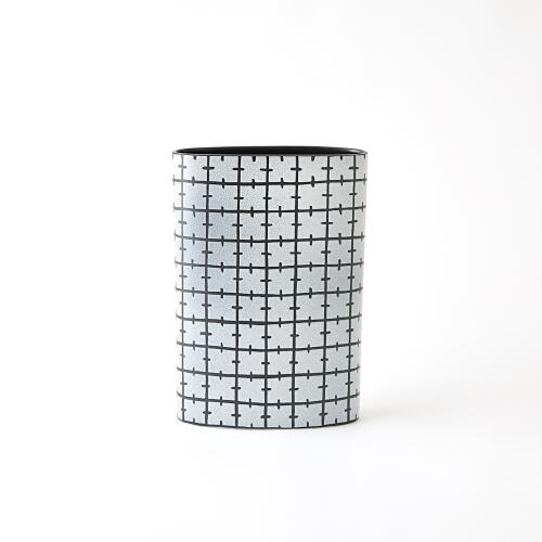 Stitch Vase-Matte Black
