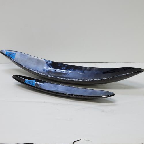 Obsidian Gondola-Metallic Black