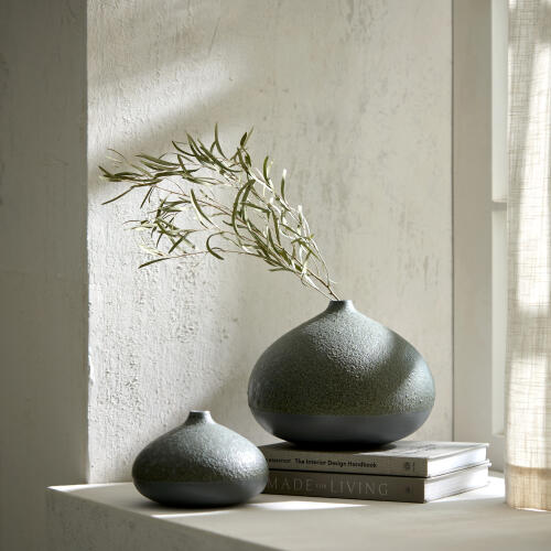 Mottled Bulb Vase-Crater