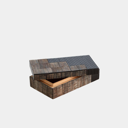 Gilles Ribbed Horn/Resin Box