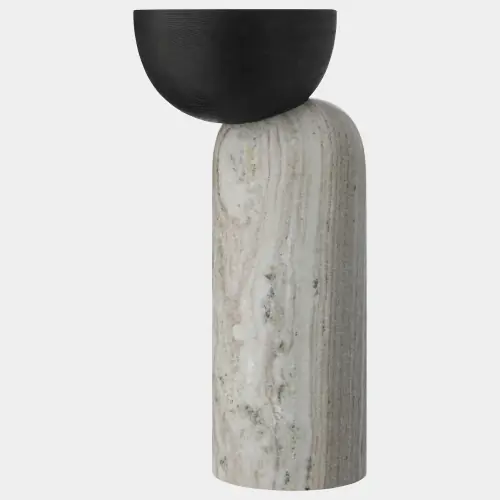 Jut Table