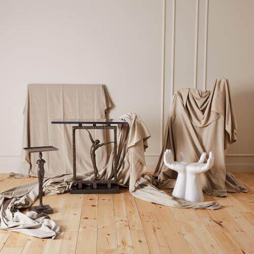 Reach Out Of The Box Console