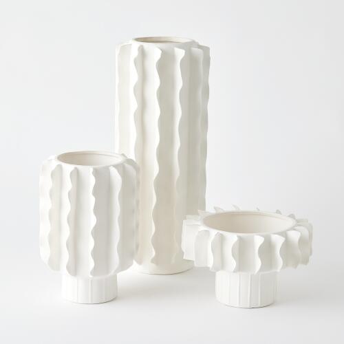 Frilled Vase-Matte White