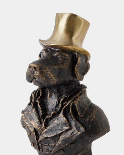 Labrador w/Brass Hat