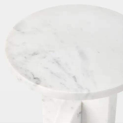 Link Table-White