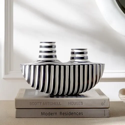 Colbert Wide Vase-Black/White