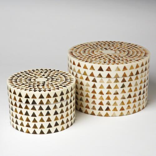 Triangle Stripe Box-Round