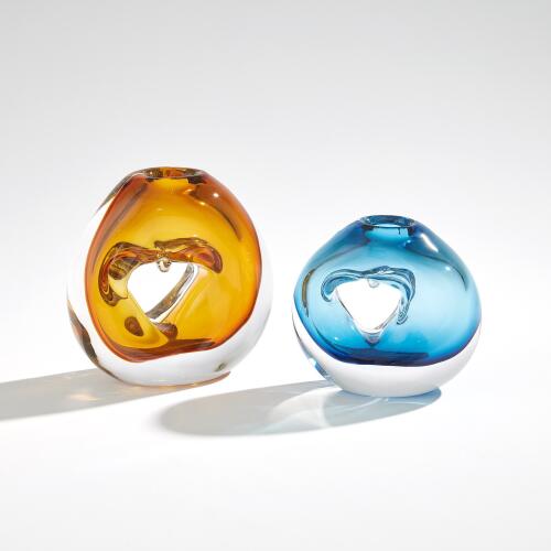 Lacuna Single Hole Glass Amber Vase