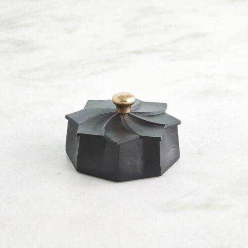 Flower Box-Black w/Gold Knob