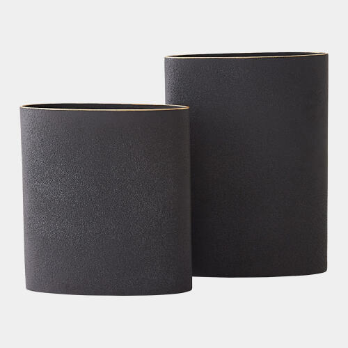 Tuba Vase-Black w/Gold Rim