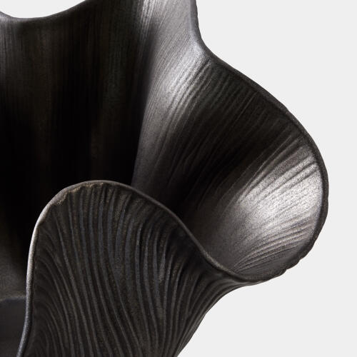 Scallop Bowl-Reactive Bronze