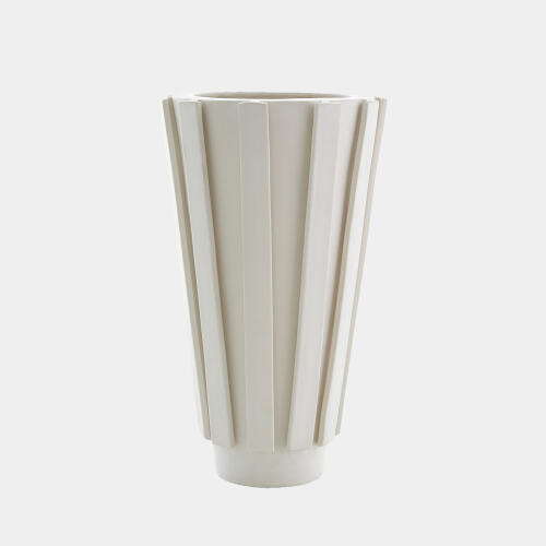 Dimensional Low Beam Vase