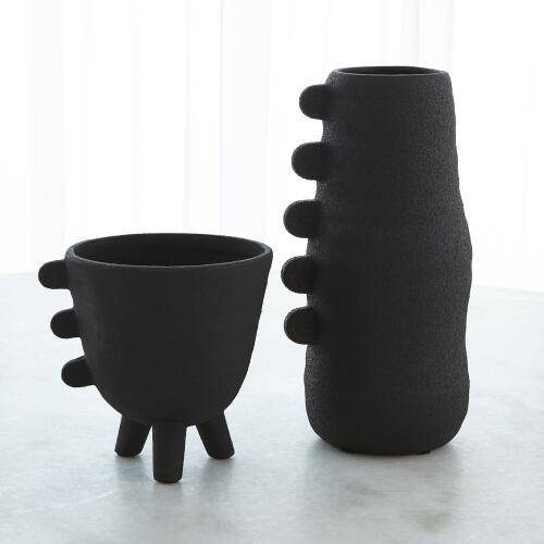 Primitive Porcelain 3 Leg Cache Pot-Black